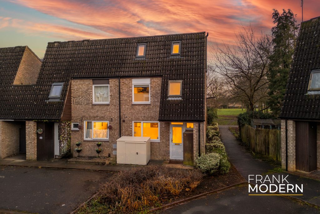 Worsley, Orton Goldhay, PE2
