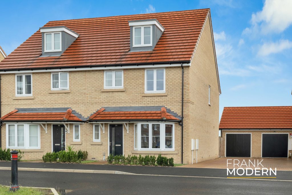 Jones Hill, Hampton Heights, PE7