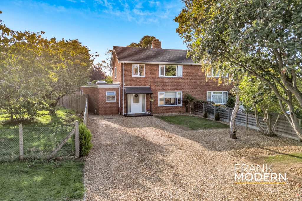 Middletons Road, Yaxley, PE7