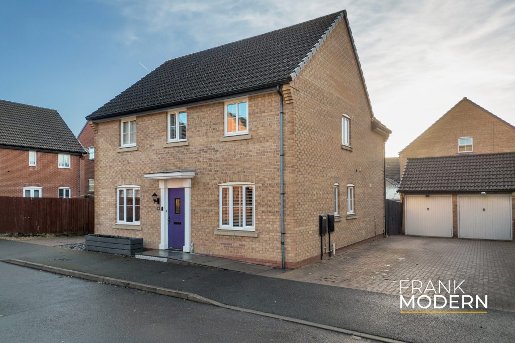 Ruster Way, Hampton Hargate, PE7